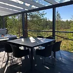 Chalet Northern Light Yllaes With A Jacuzzi