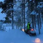 Lomamökit Northern Light Yllaes With A Jacuzzi *