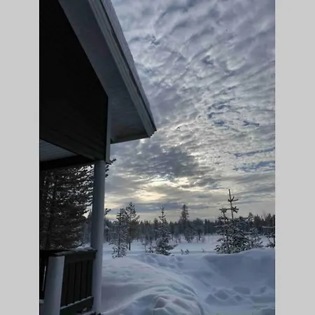 Northern Light Yllaes With A Jacuzzi Chalet Yllasjarvi