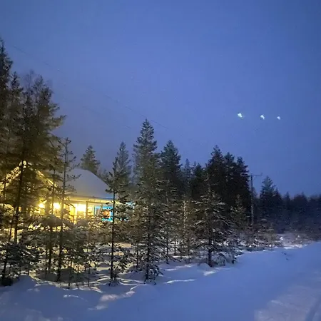 Northern Light Yllaes With A Jacuzzi Chalet Ylläsjärvi