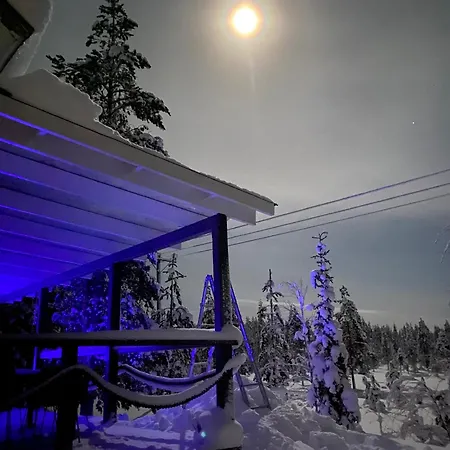 シャレー Northern Light Yllaes With A Jacuzzi