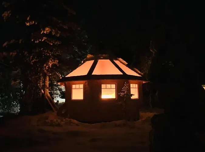 Northern Light Yllaes With A Jacuzzi * Ylläsjärvi