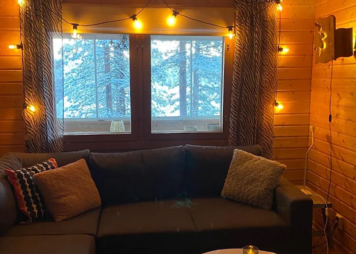 Northern Light Yllaes With A Jacuzzi Chalet