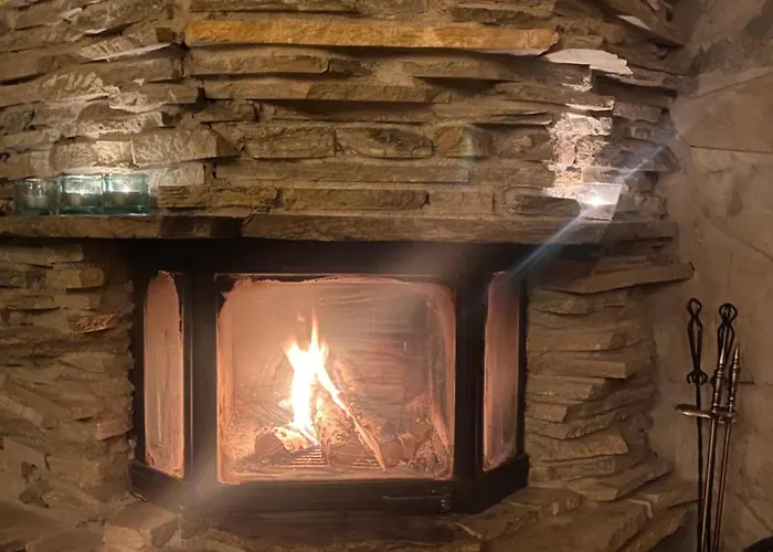 Northern Light Yllaes With A Jacuzzi Chalet *