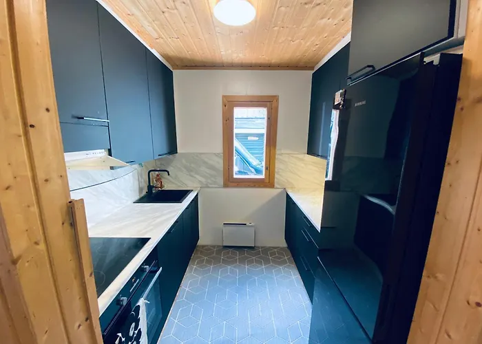 Chalet Northern Light Yllaes With A Jacuzzi