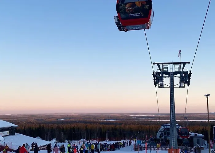 Northern Light Yllaes With A Jacuzzi Chalet *