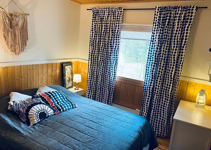 Northern Light Yllaes With A Jacuzzi