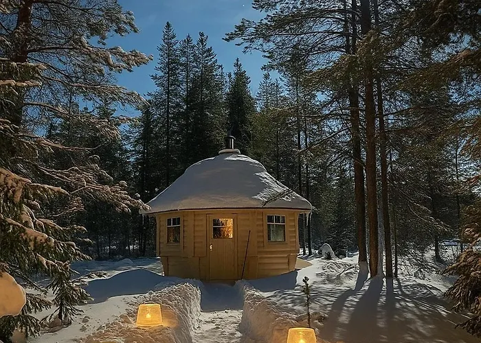 Northern Light Yllaes With A Jacuzzi Chalet Ylläsjärvi