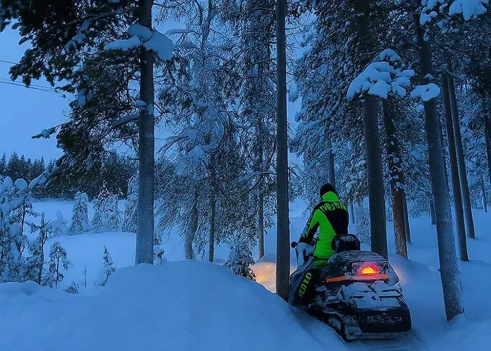 Chalet Northern Light Yllaes With A Jacuzzi *